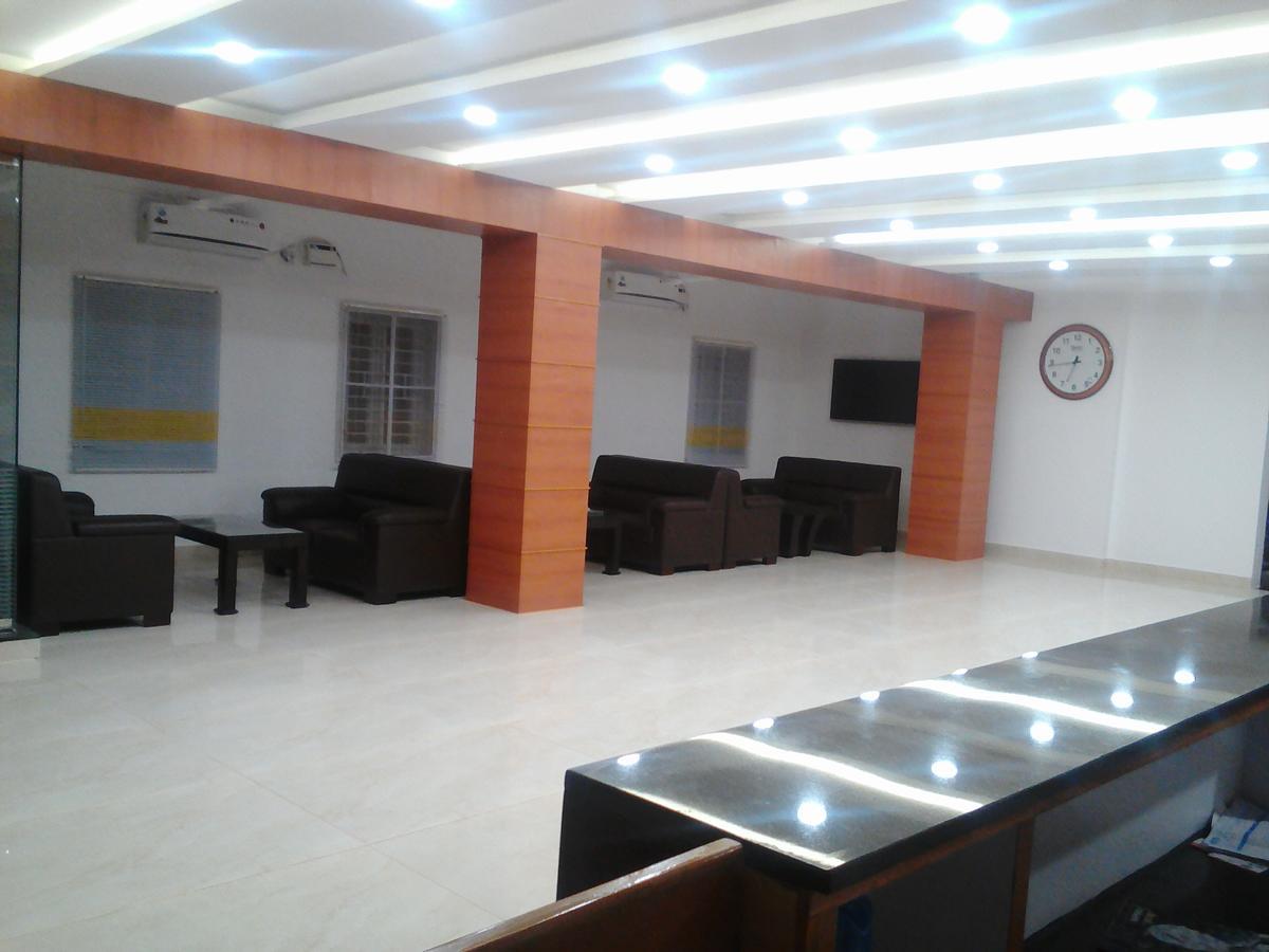 Surag Residency Hotel Tiruchirappalli Екстериор снимка