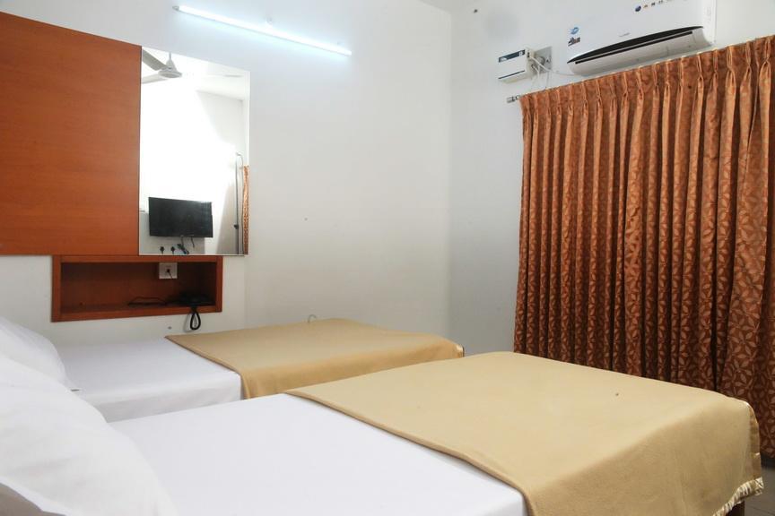 Surag Residency Hotel Tiruchirappalli Екстериор снимка