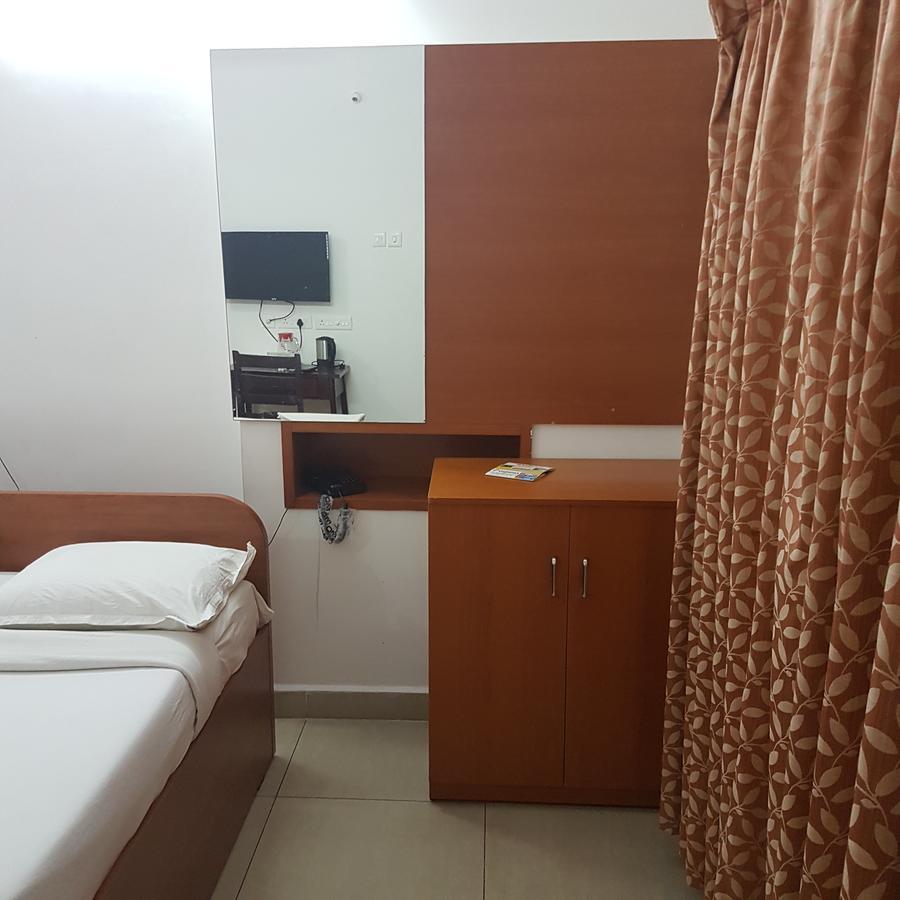 Surag Residency Hotel Tiruchirappalli Екстериор снимка